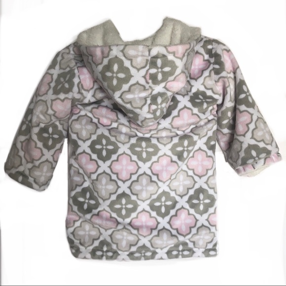 Blankets & Beyond White, Pink, Lilac Baby Girl Fleece Robe 12-24 Months - Picture 2 of 5